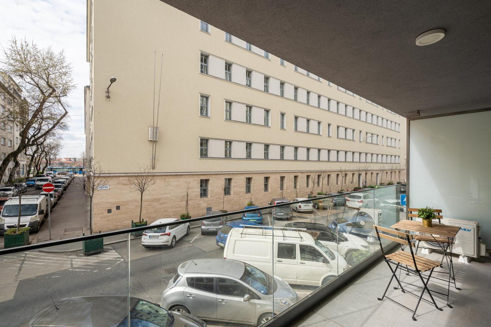 Near The River Apartment 1 ブダペスト エクステリア 写真